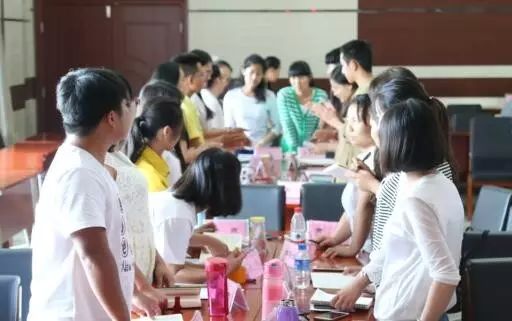 关于梦的心灵鸡汤_心灵鸡汤汤_心灵鸡汤含义