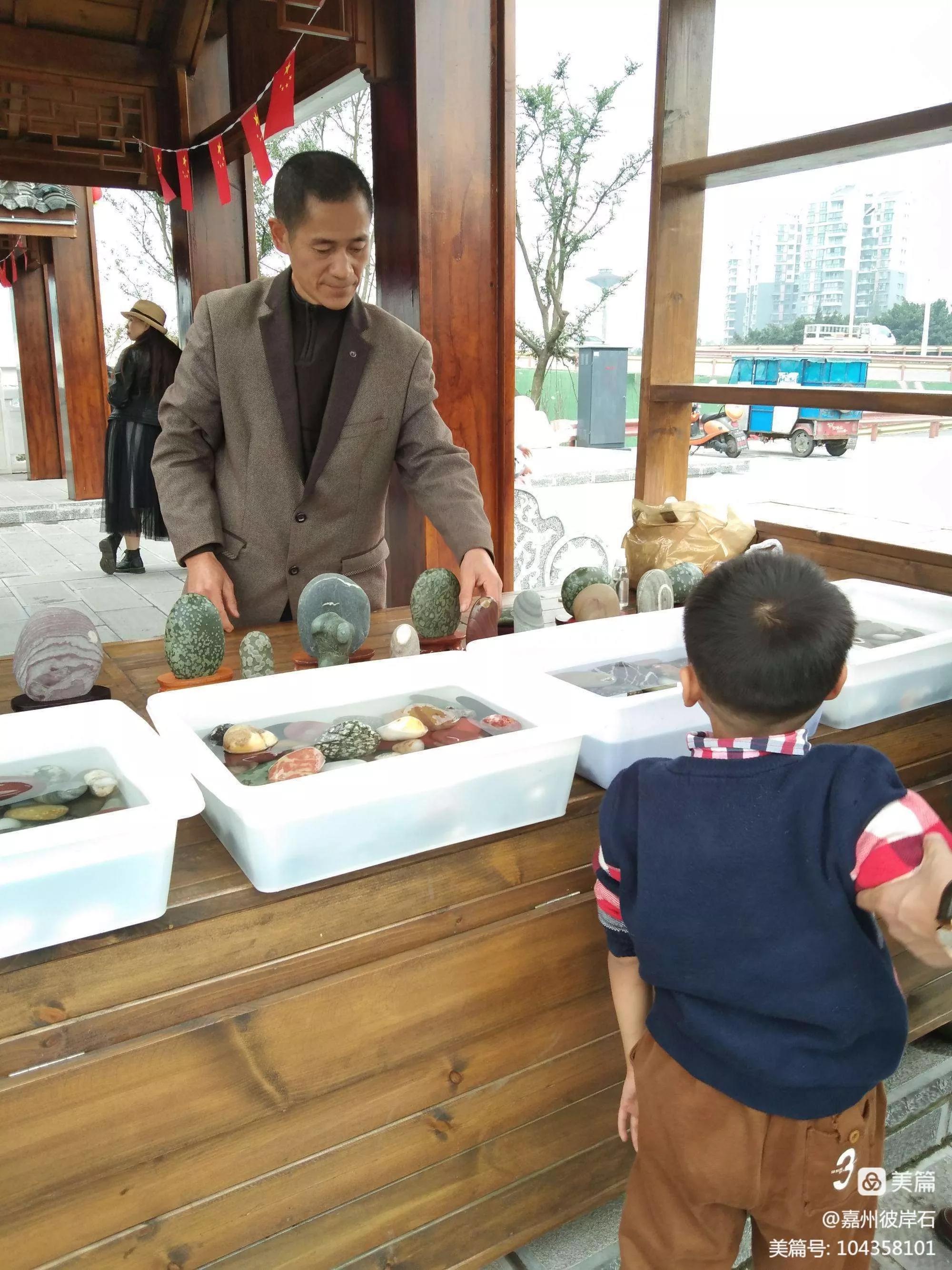 心灵鸡汤的鸡汤是什么意思_陈石头说心灵鸡汤_心灵鸡汤讲述类视频