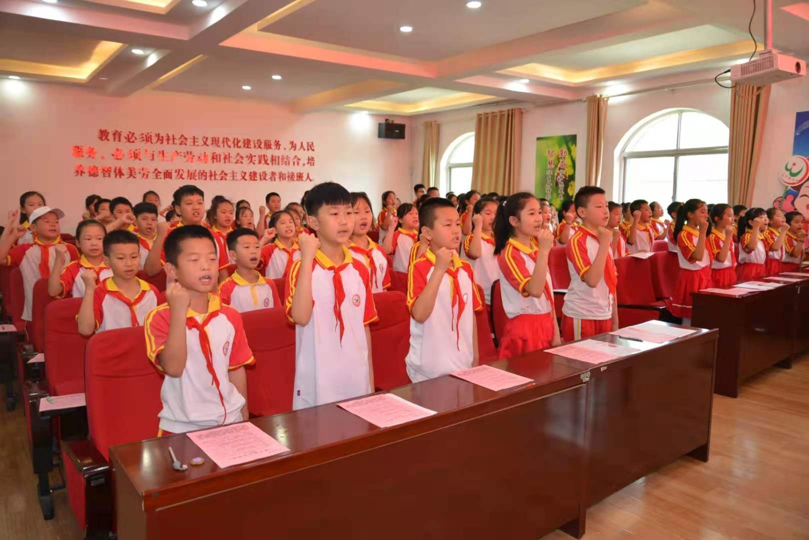 感动青少年的100道心灵鸡汤_送给青少年的心灵鸡汤_青年人鸡汤