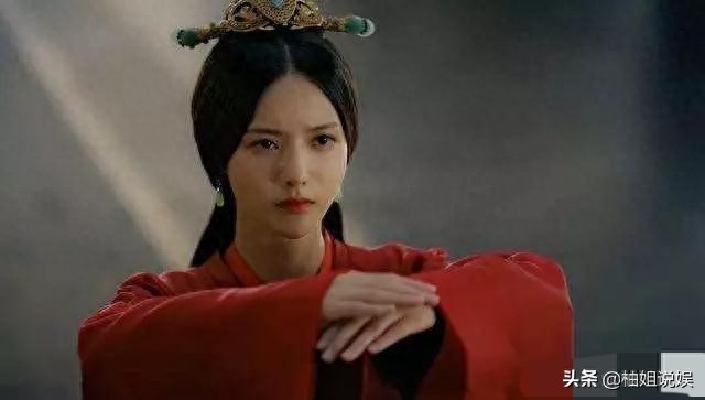 女神三国小乔_三国杀大乔小乔_终极三国小乔和周瑜