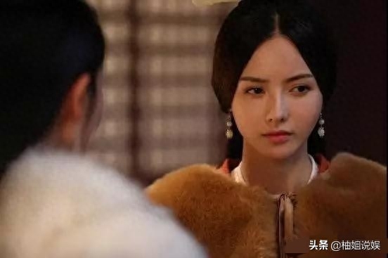 女神三国小乔_三国杀大乔小乔_终极三国小乔和周瑜