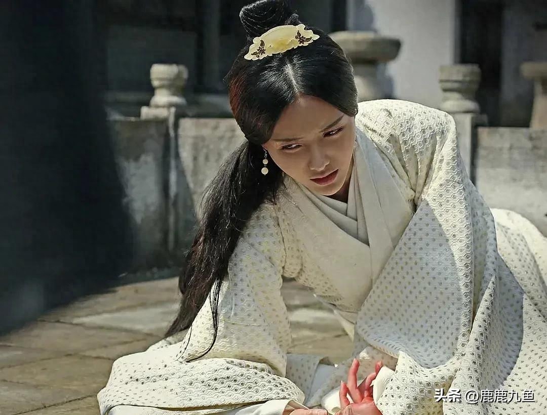 新三国小乔_女神三国小乔_穿越三国之绝色小乔