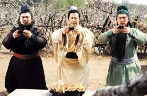 黑人问号孙坚三国杀_黑人问号孙坚三国杀_黑人问号孙坚三国杀
