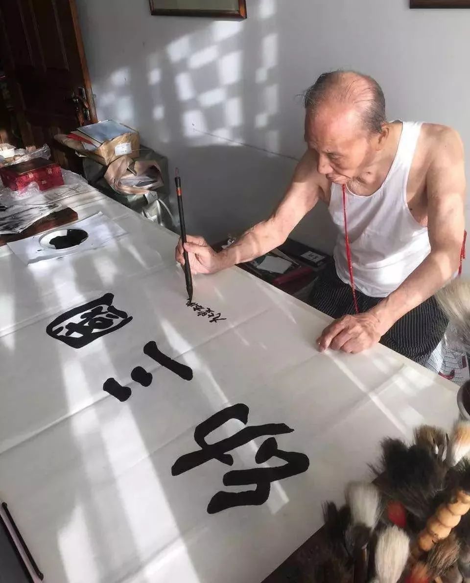 三国乱世张飞套装_三国乱世张飞换谁_三国乱世张飞穿什么套装