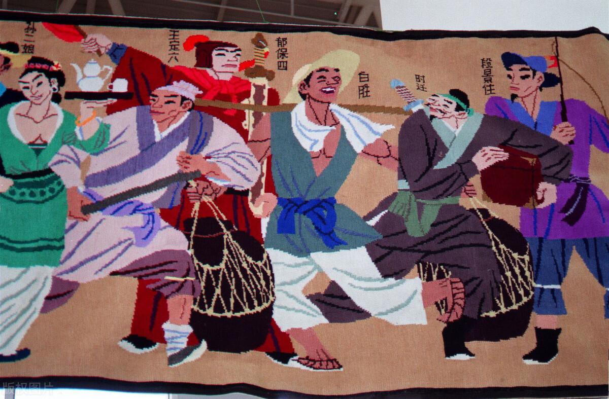 老不老水浒少不看三国_老看三国少看水浒_少不看水浒老不看三国是什么意思